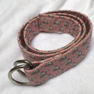Vineyard Vines Belt. Sailboat pink small ⛵️⛵️⛵️